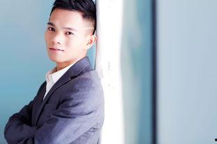 明星 黄文,璀璨星途，闪耀人生